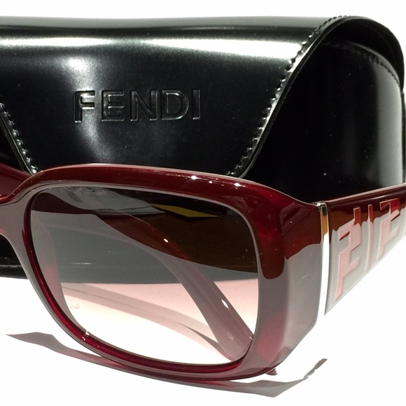 NIB Fendi Women\'s Rectangle Burgundy Sunglasses